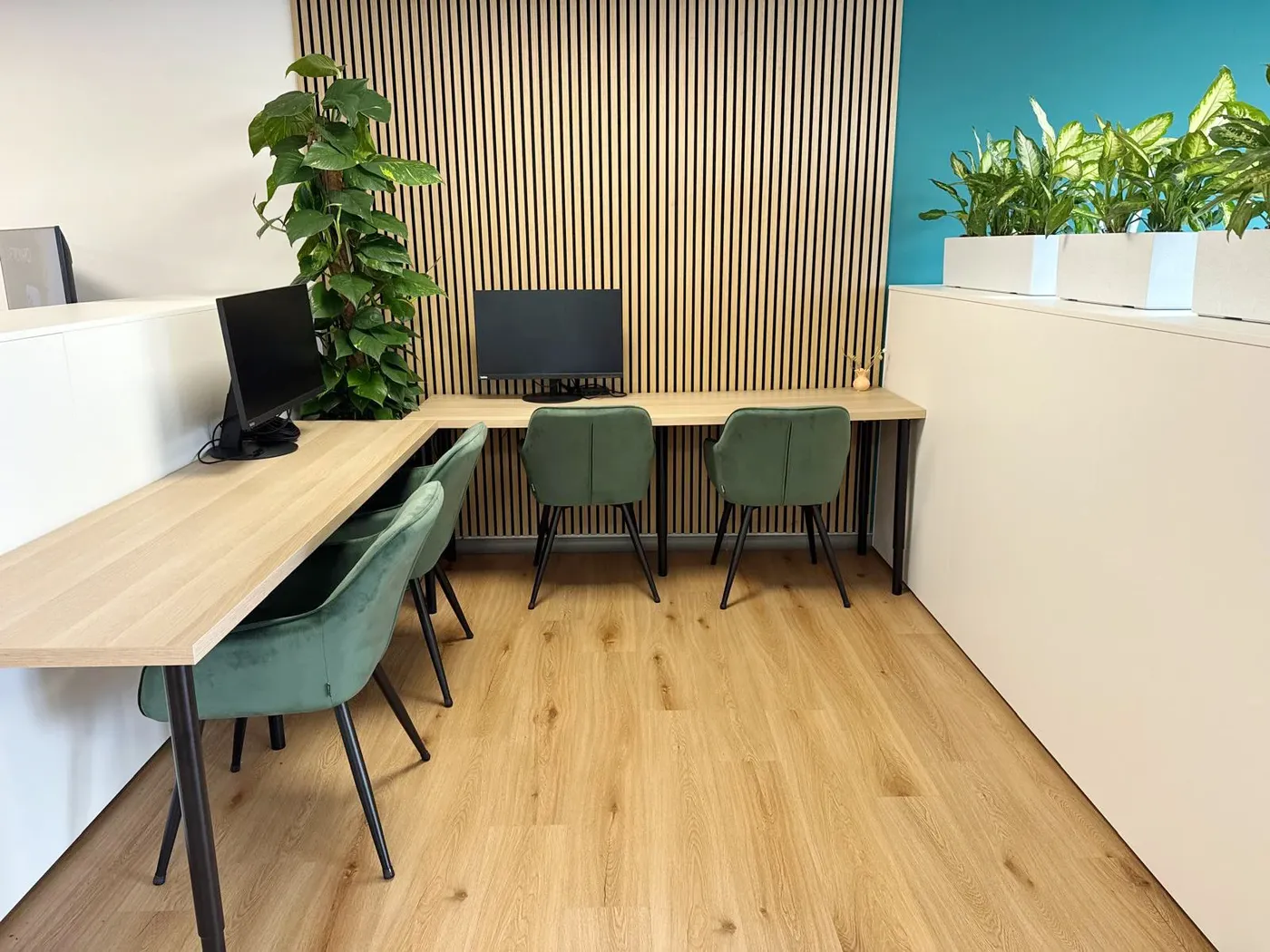 Spazi operativi a Baar — presenza Fidav presso il partner RB Swiss